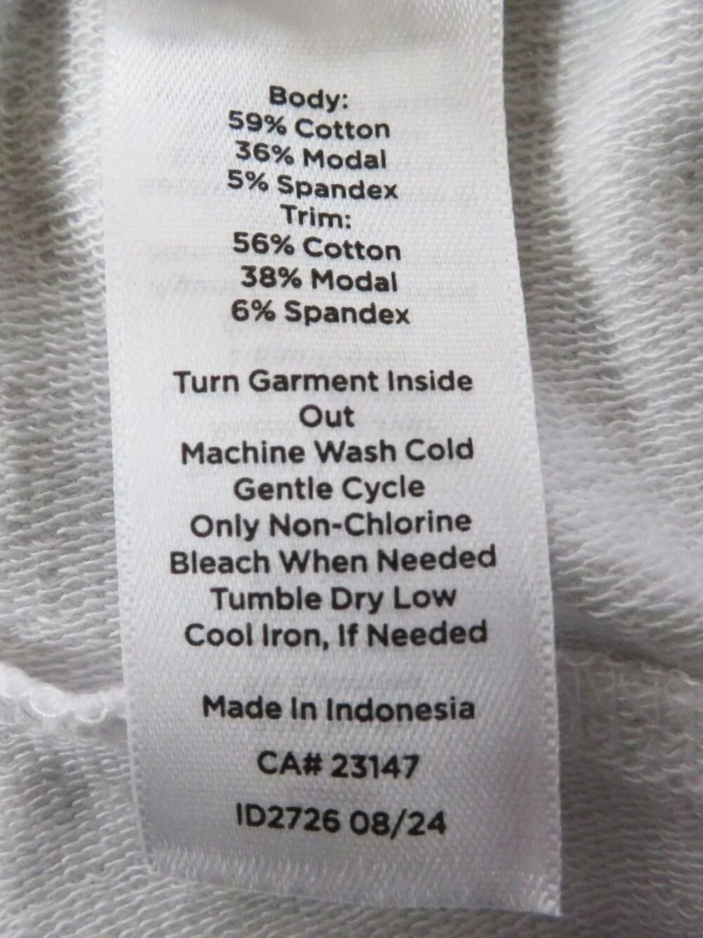 New! T by Talbots French Terry Shorts 2X White Solid - Picture 4 of 4